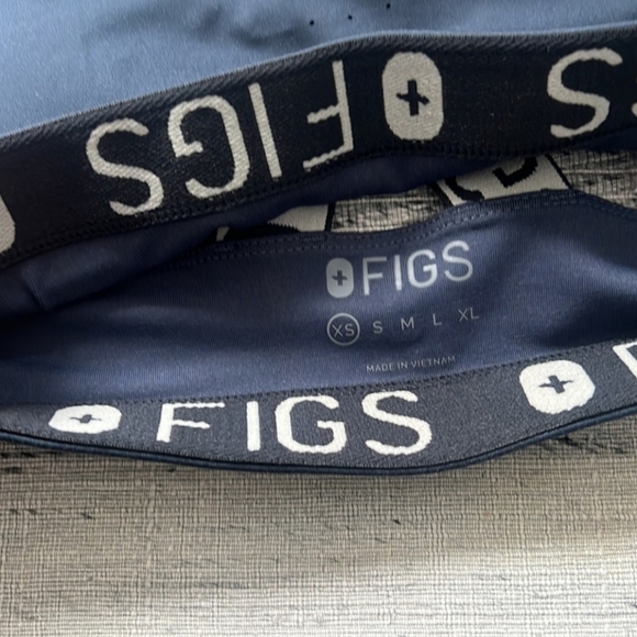 Figs Performance Underscrub Sport Bra XS Navy Blue Stretch - Picture 4 of 4